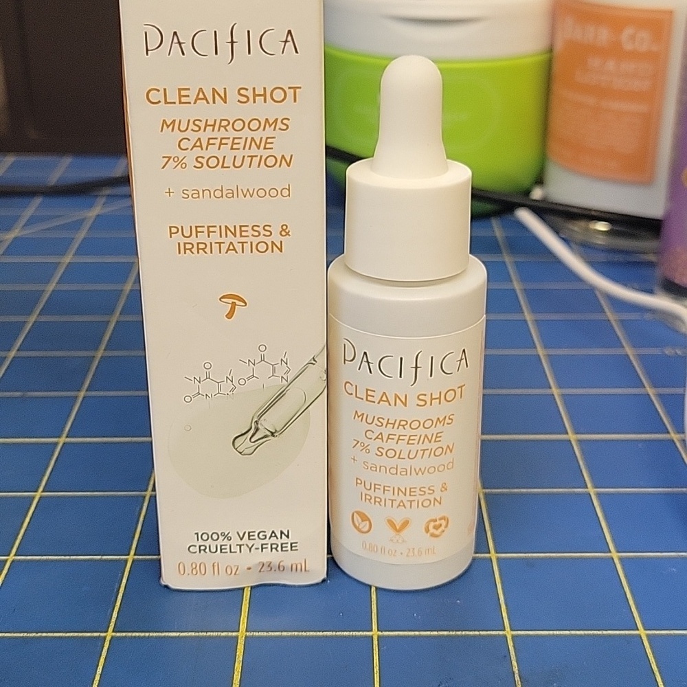 Pacifica Clean Shot Mushrooms Caffeine 7% Solution Puffiness & Irritation New